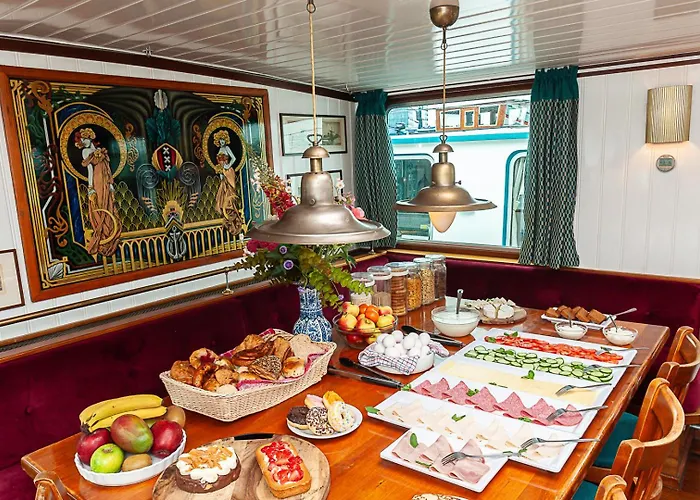 Amsterdam Hotelboat